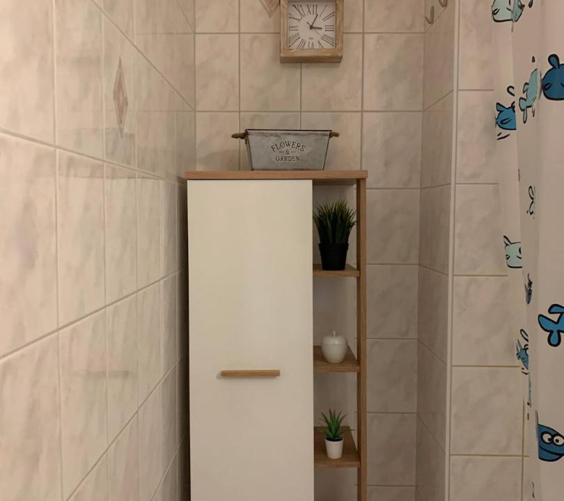 Photo of Bathroom in Vex