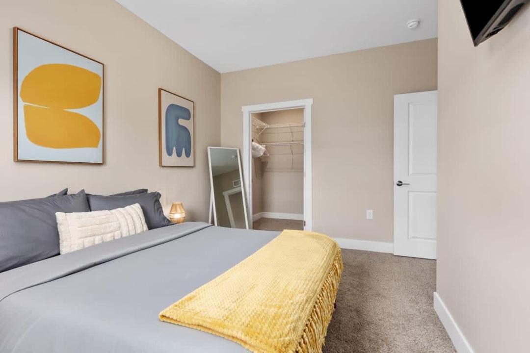 Photo of Bedroom in Grandville