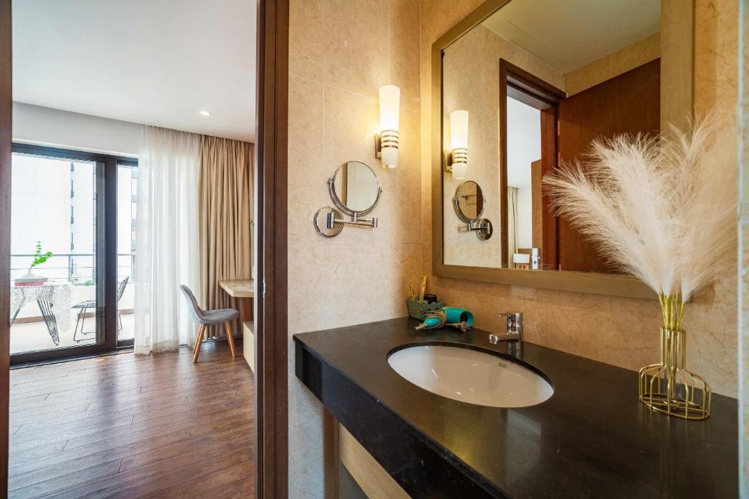 Photo of Bathroom in Ha Long
