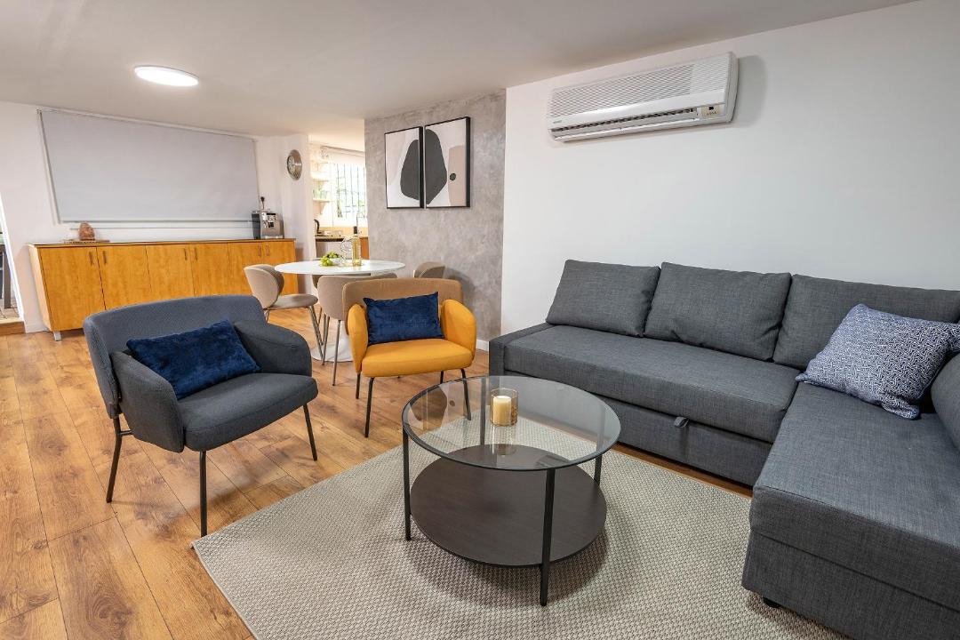 Photo of Livingroom in Tel Mond