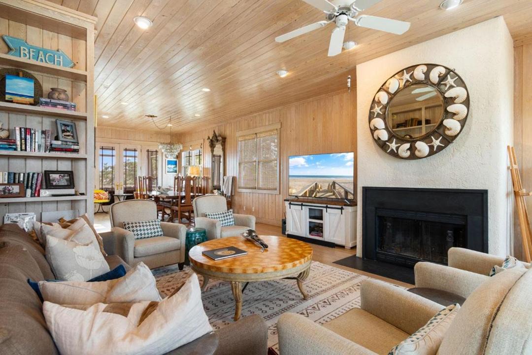 Photo of Livingroom in Pawleys Island
