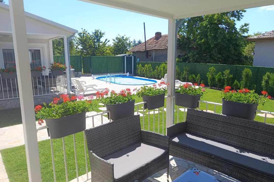 Photo of Patio Balcony in Banya