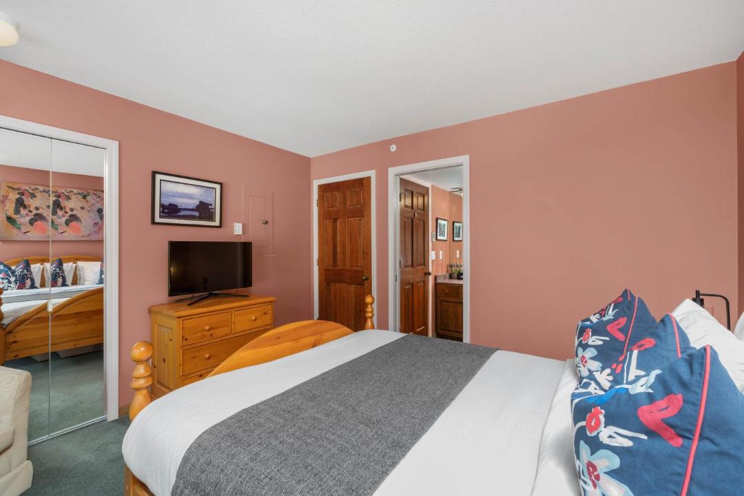 Photo of Bedroom in Blueberry Hill