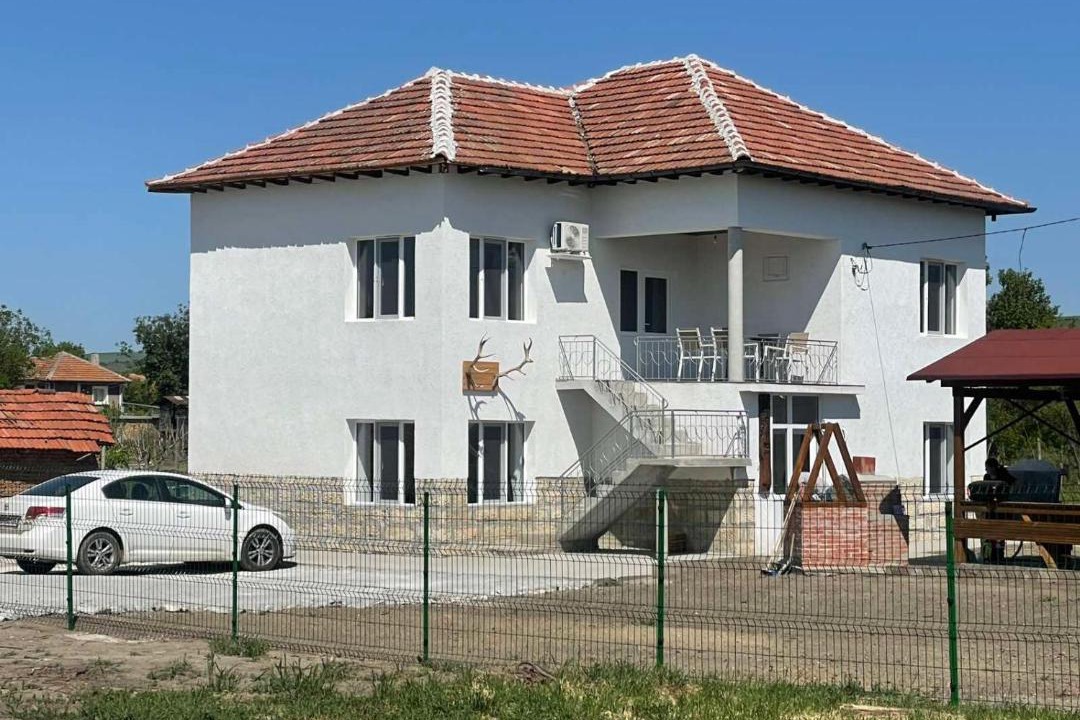 Photo of Others in Tsenovo