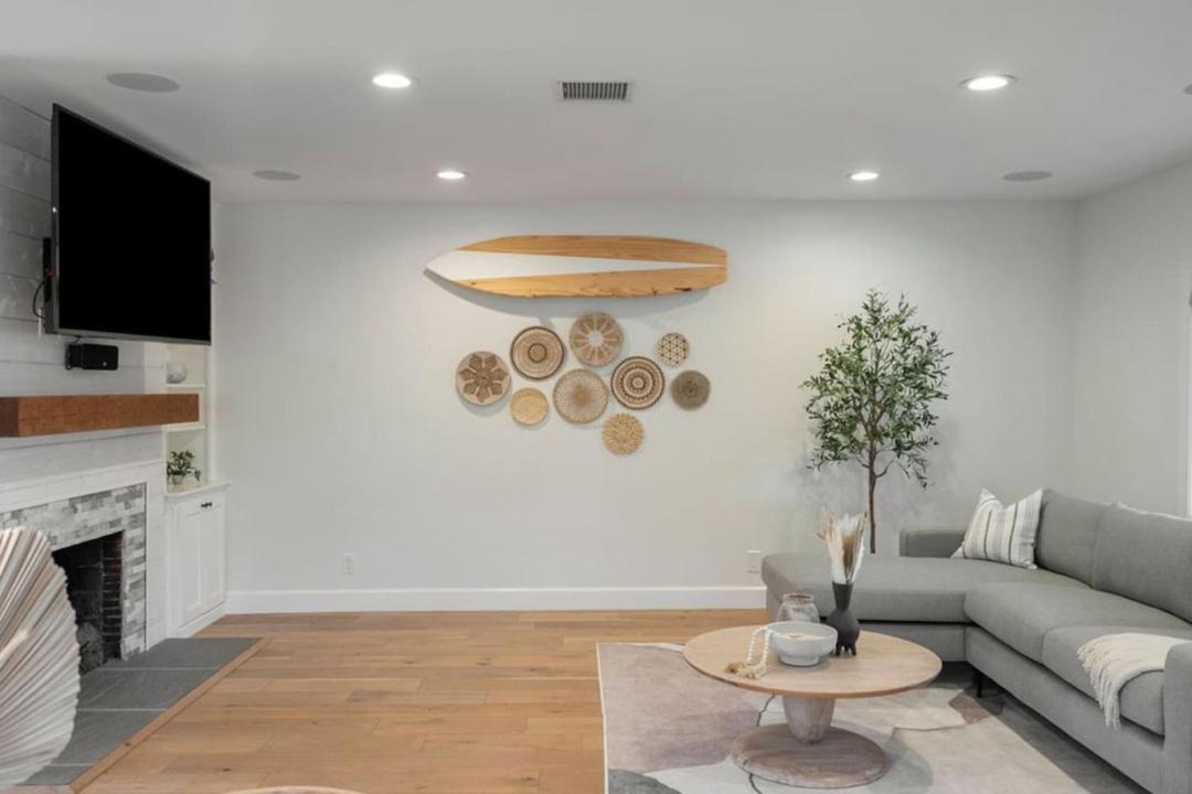 Photo of Livingroom in South of Conant