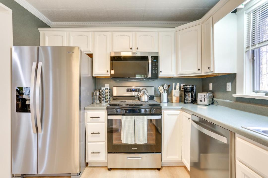Photo of Kitchen in White Lake