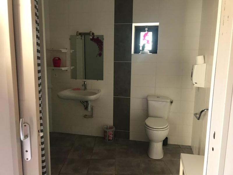 Photo of Bathroom in Saint-Julien-Labrousse
