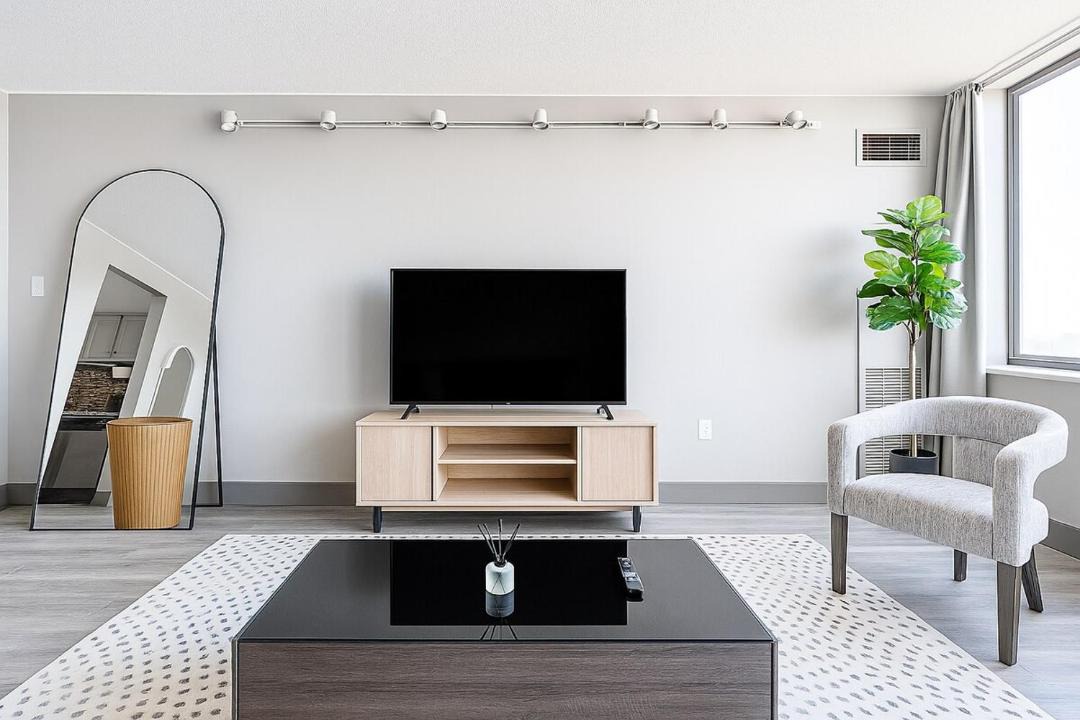 Photo of Livingroom in Downtown Hartford