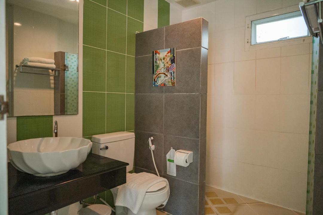 Photo of Bathroom in Khanong Phra