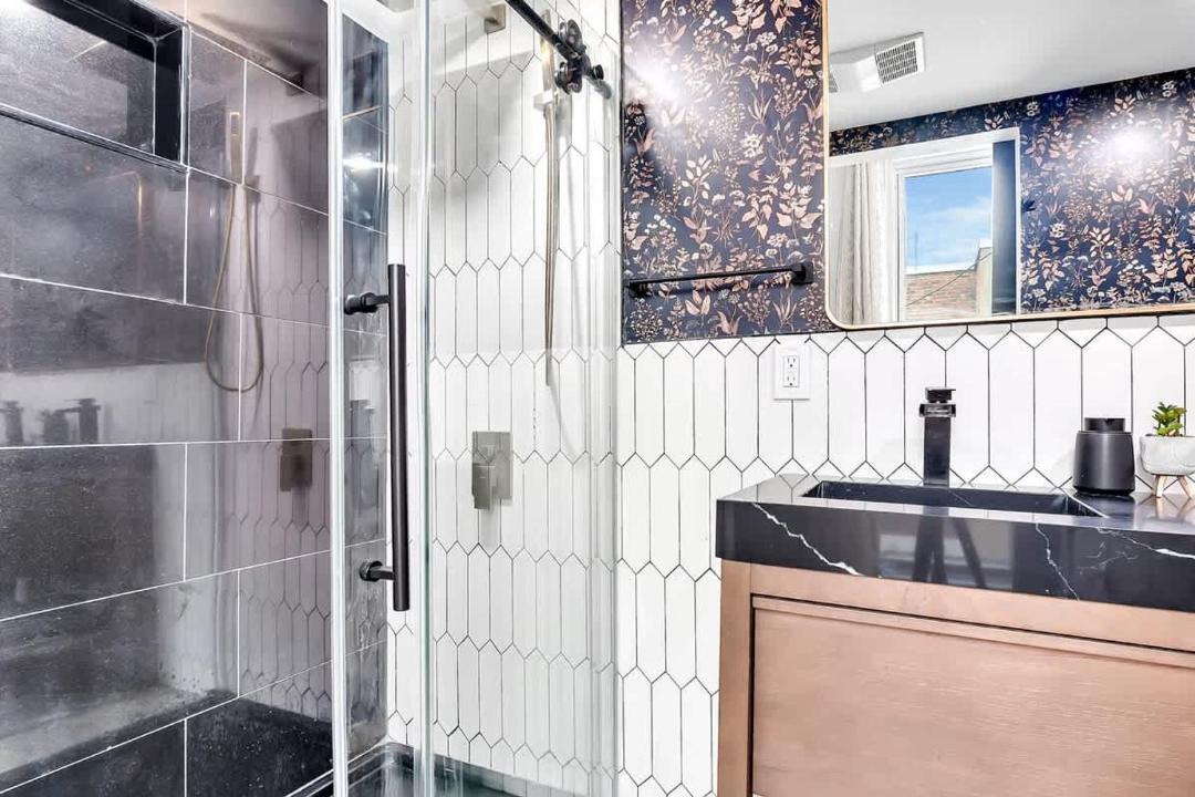 Photo of Bathroom in Seward Place