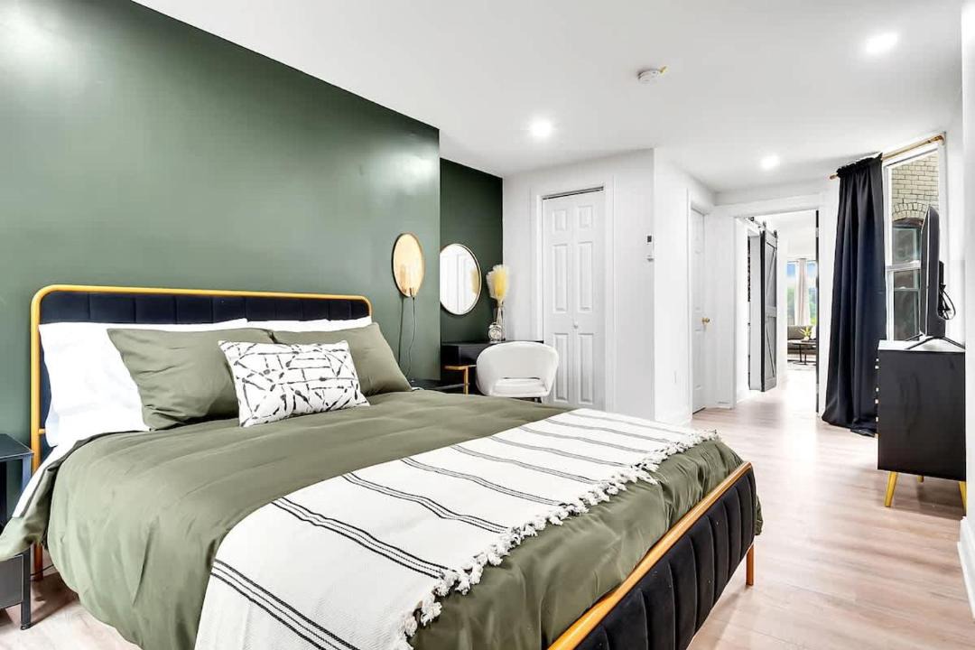 Photo of Bedroom in Seward Place