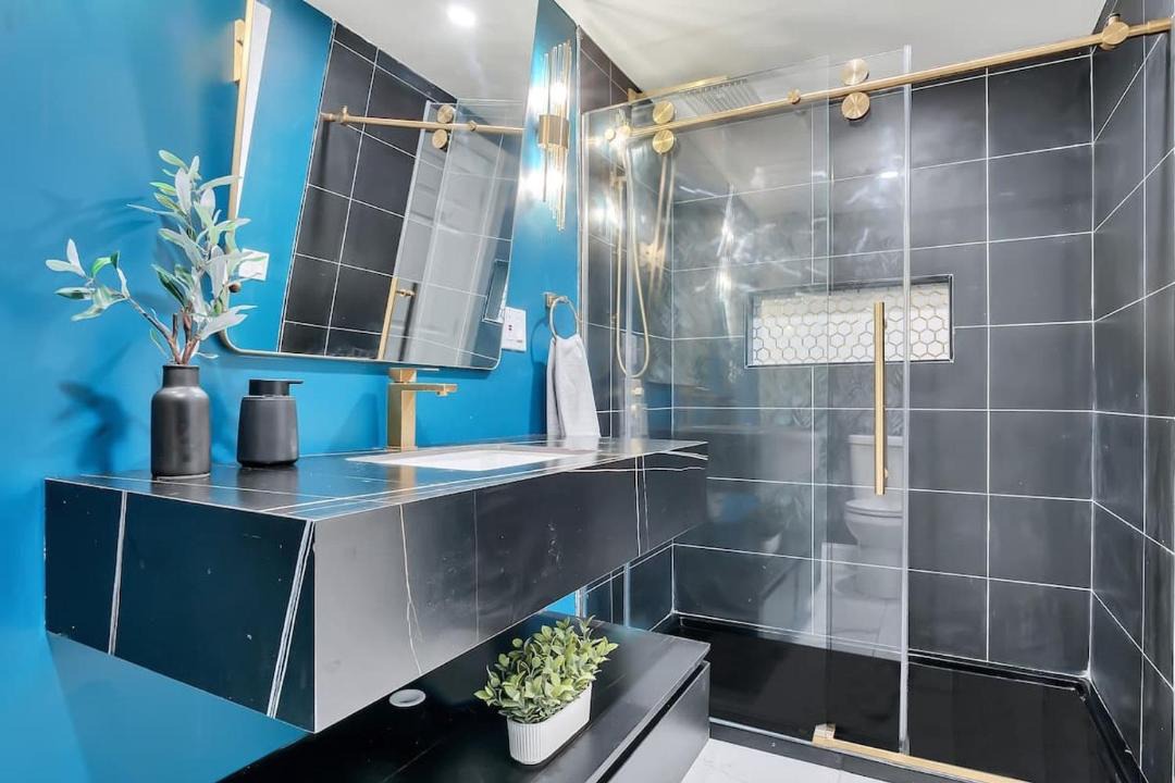 Photo of Bathroom in Seward Place