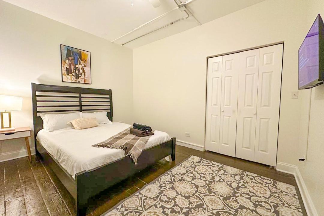 Photo of Bedroom in Near South Side