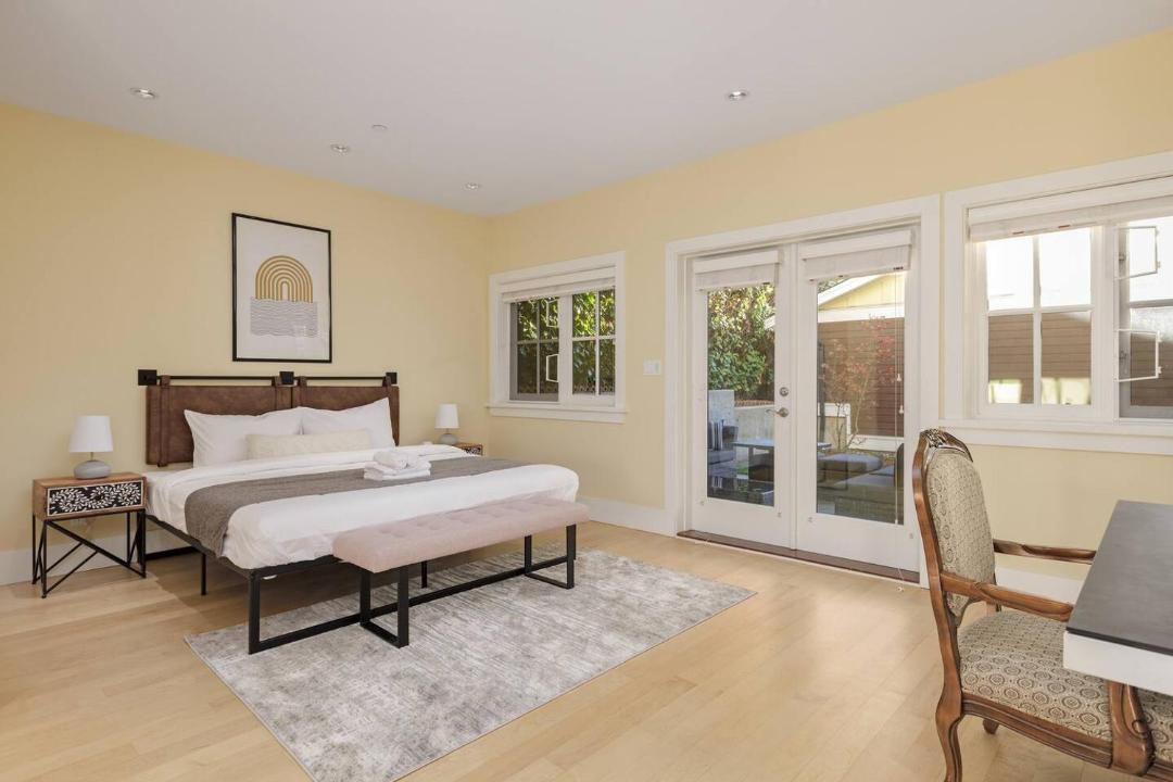 Photo of Bedroom in Lower Lonsdale