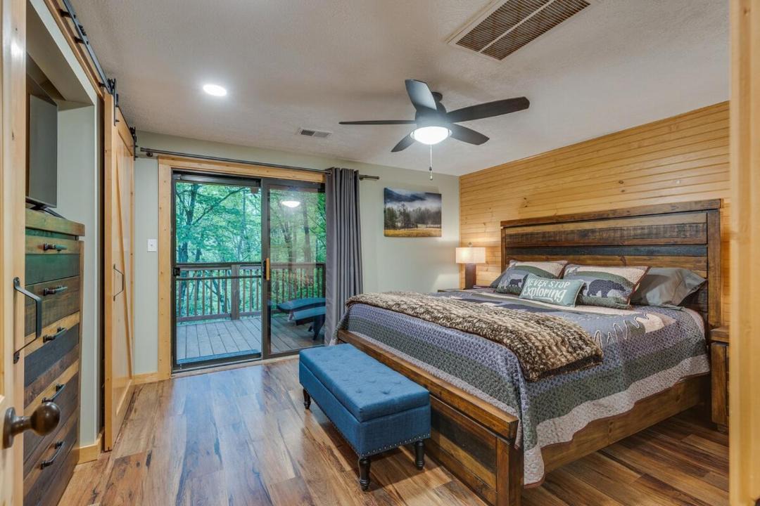 Photo of Bedroom in Chalet Village