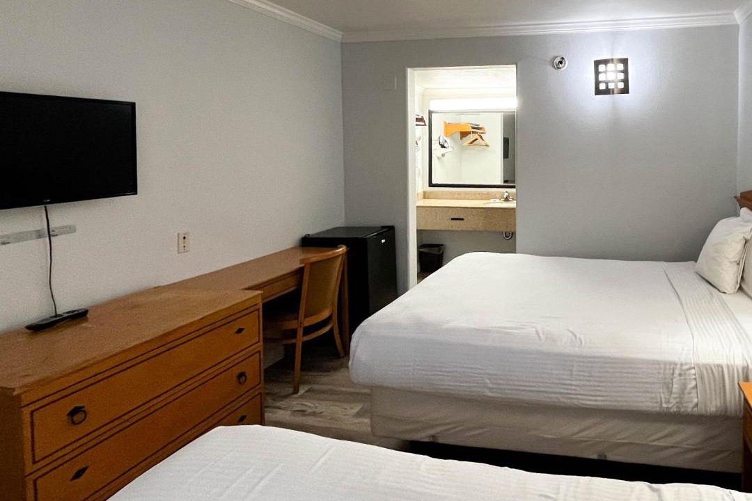 Photo of Bedroom in Marina District