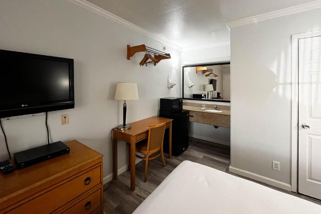Photo of Bedroom in Marina District