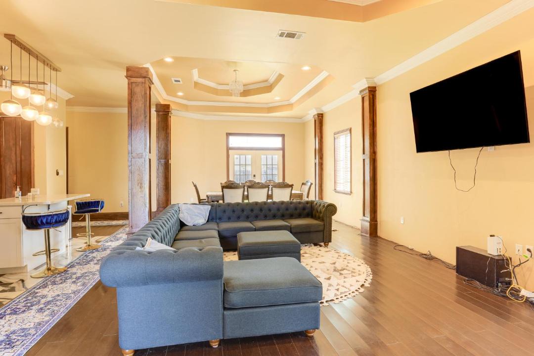 Photo of Livingroom in West Lake Forest