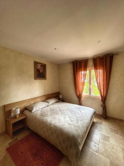 Photo of Bedroom in Bessins