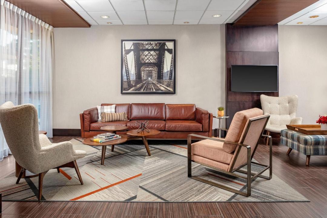 Photo of Livingroom in White Station