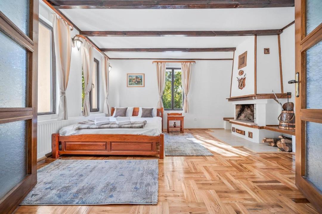 Photo of Bedroom in Elena