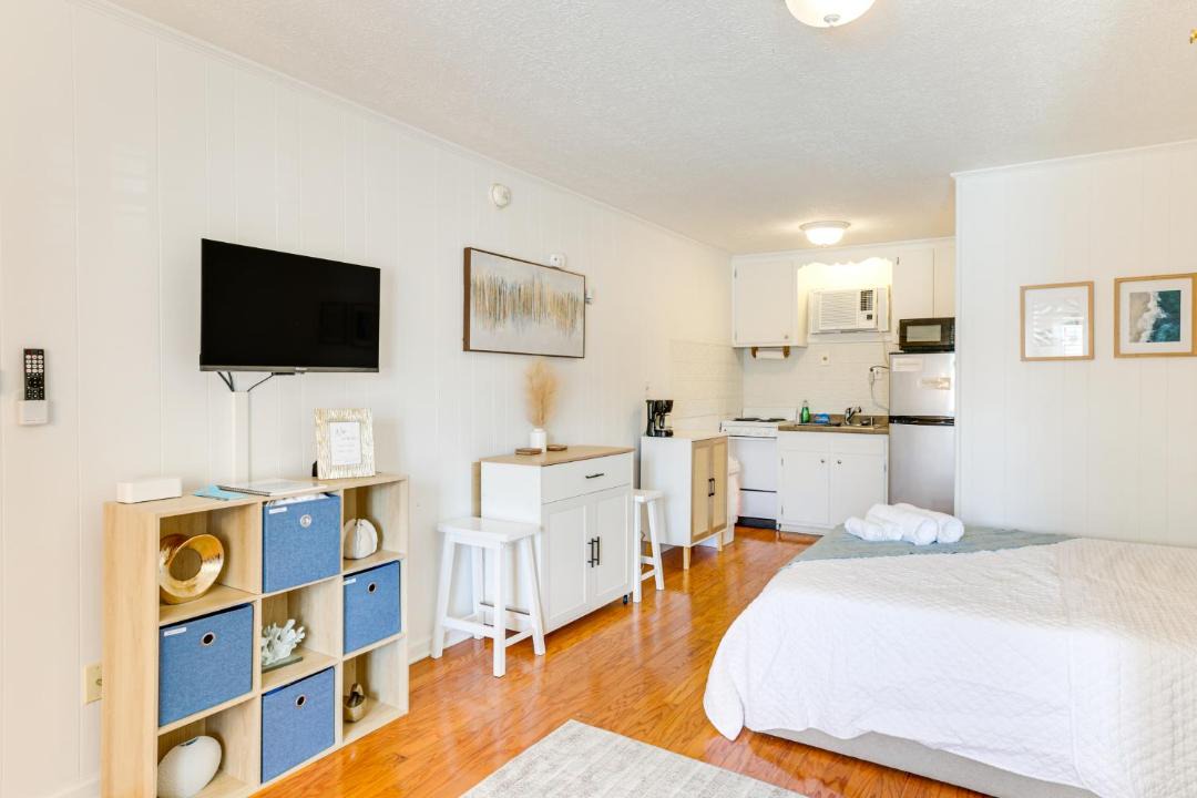 Photo of Bedroom in Cherry Grove Beach