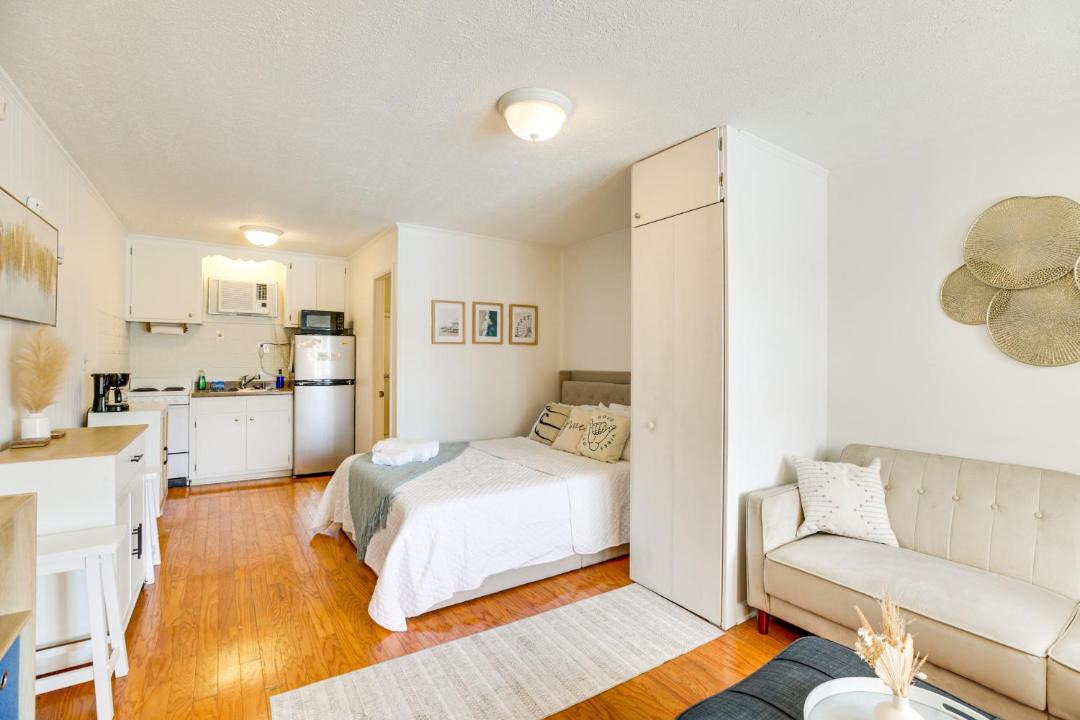 Photo of Bedroom in Cherry Grove Beach