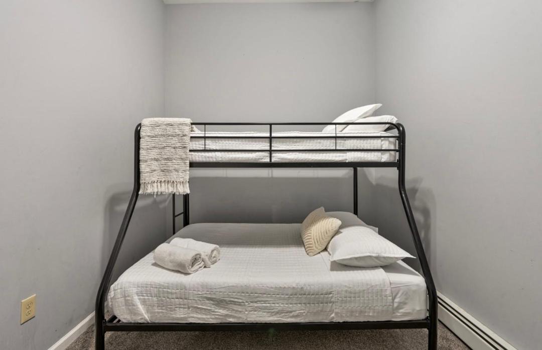 Photo of Bedroom in Troy