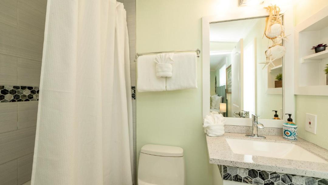 Photo of Bathroom in Cudjoe Key