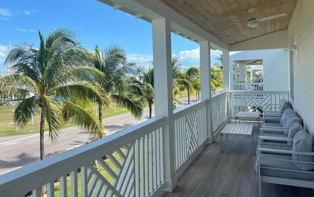 Photo of Patio Balcony in Palm Cay