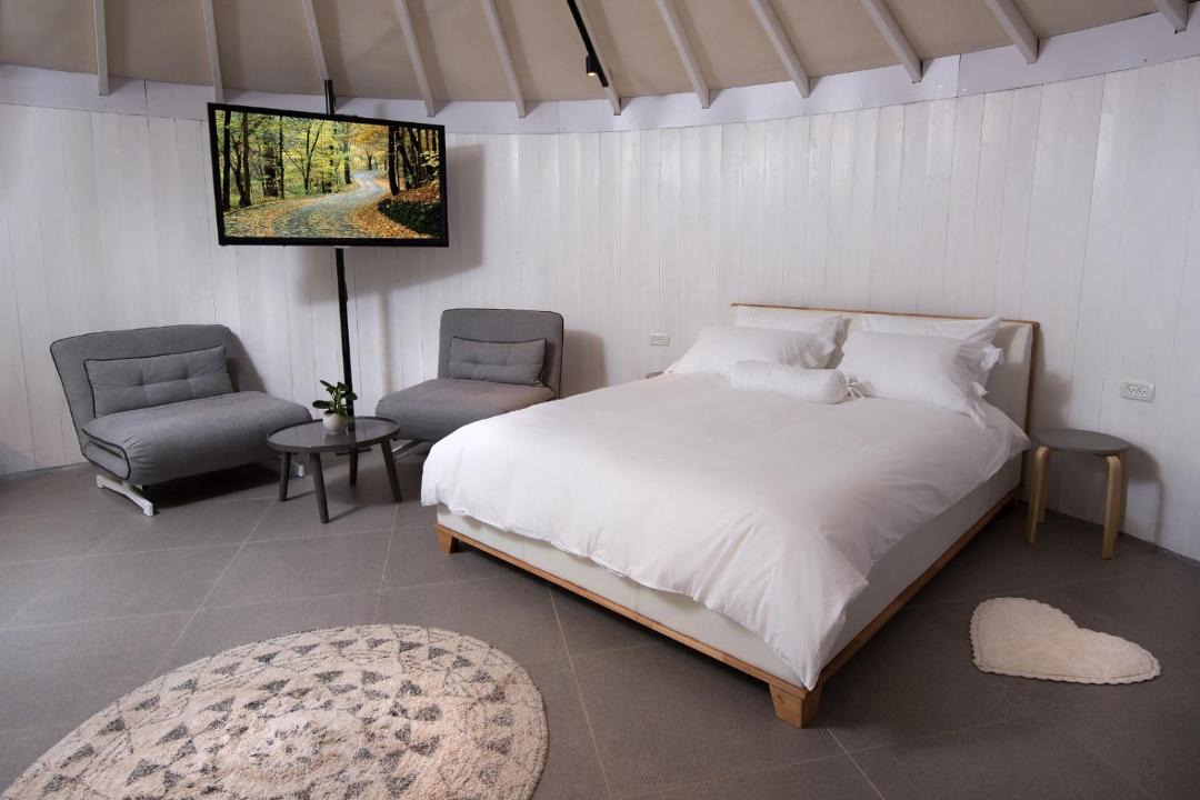 Photo of Bedroom in Sha'al