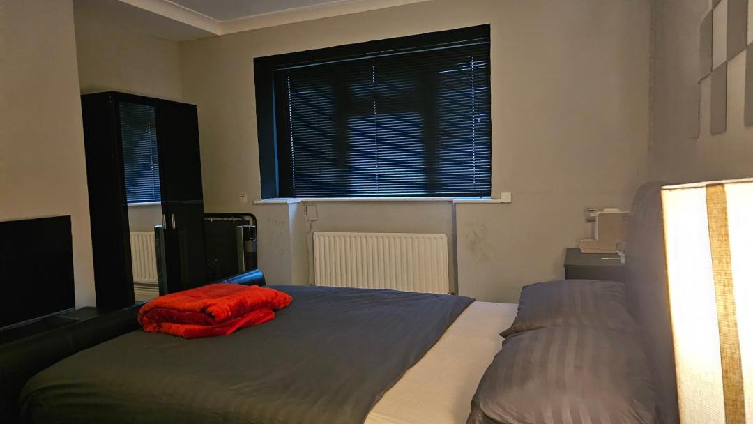 Photo of Bedroom in Cantelowes