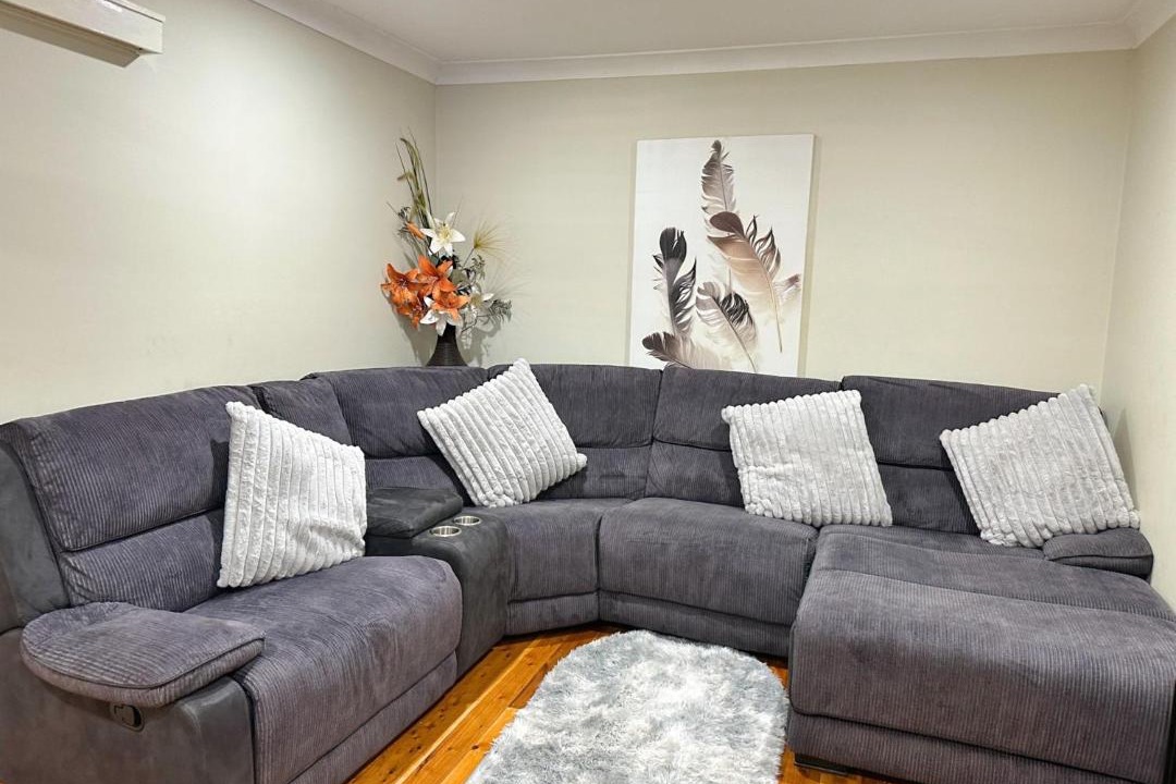 Photo of Livingroom in Kingswood