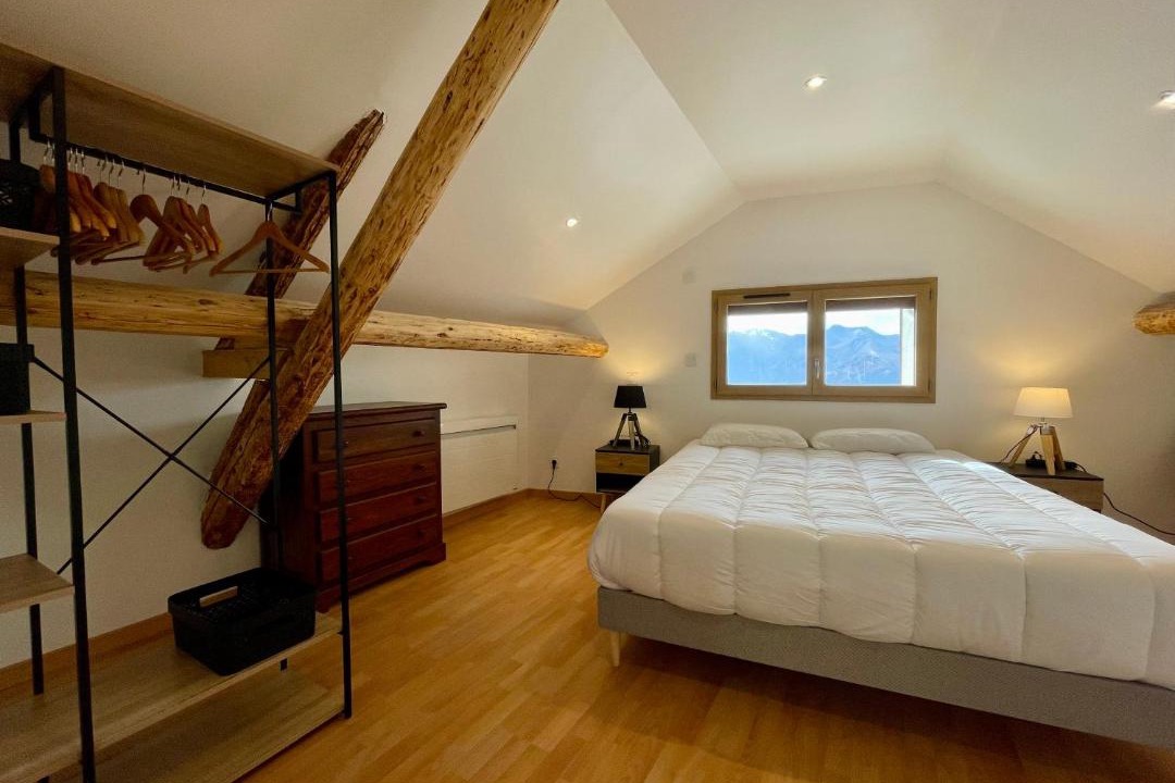 Photo of Bedroom in Viel-Alpe
