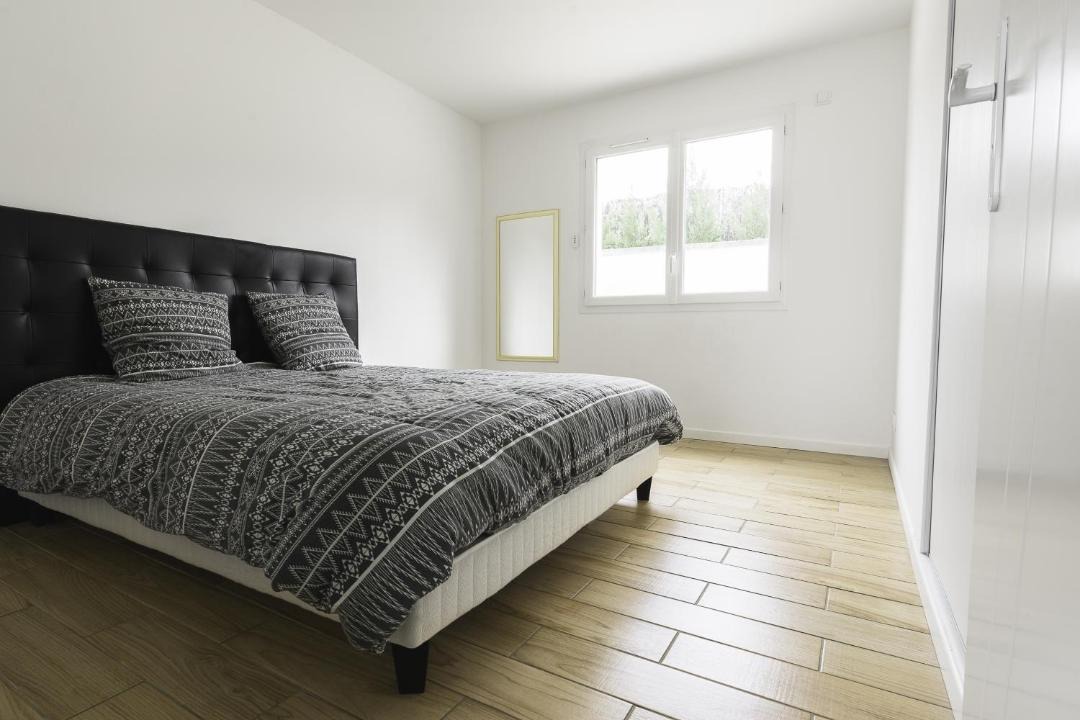 Photo of Bedroom in Charnecles