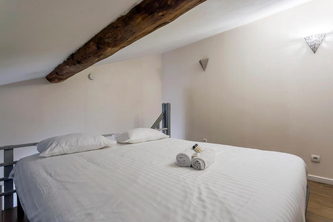 Photo of Bedroom in Vaise