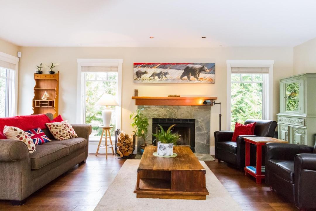 Photo of Livingroom in Upper Village