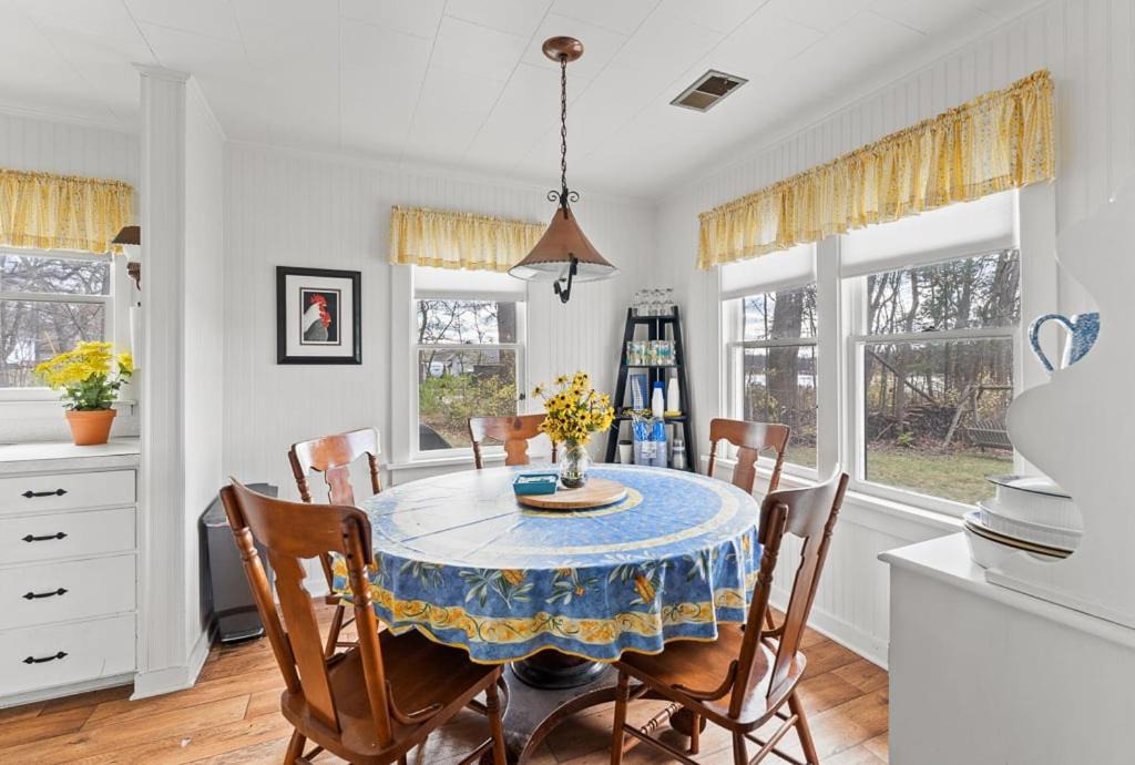 Photo of Kitchen in Twin Lake