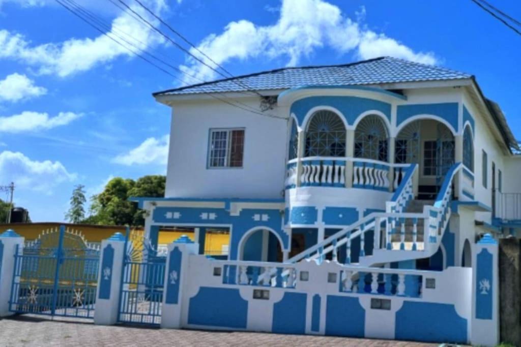 Photo of Buildings in Prospect
