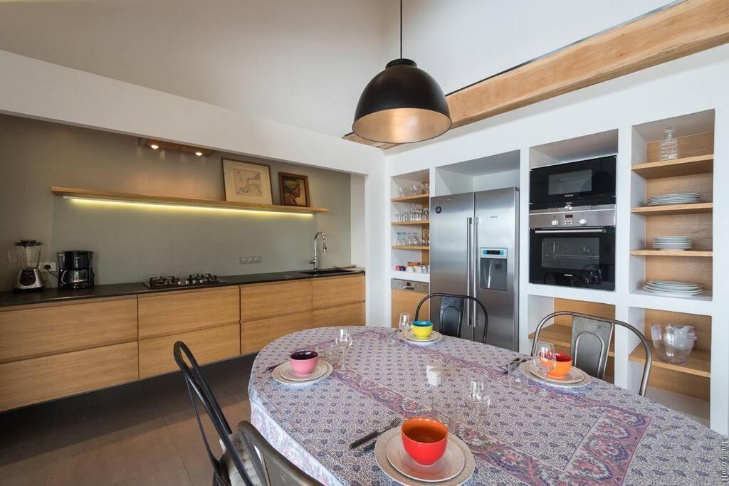 Photo of Kitchen in Public