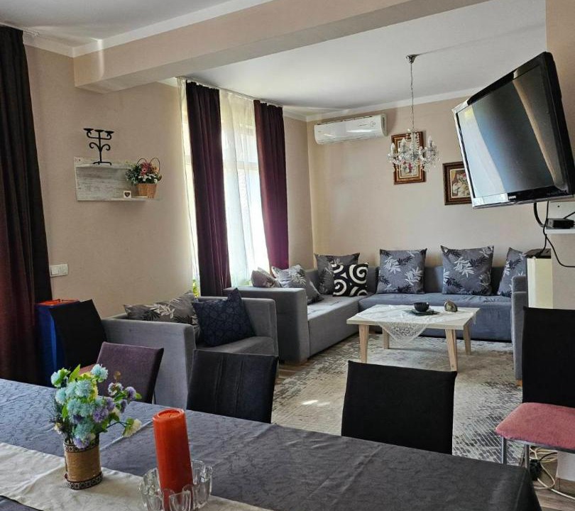 Photo of Livingroom in Elena