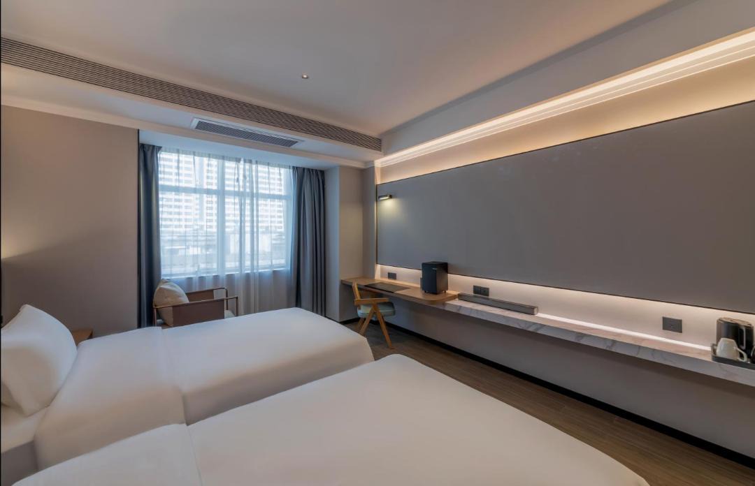 Photo of Bedroom in Luohu