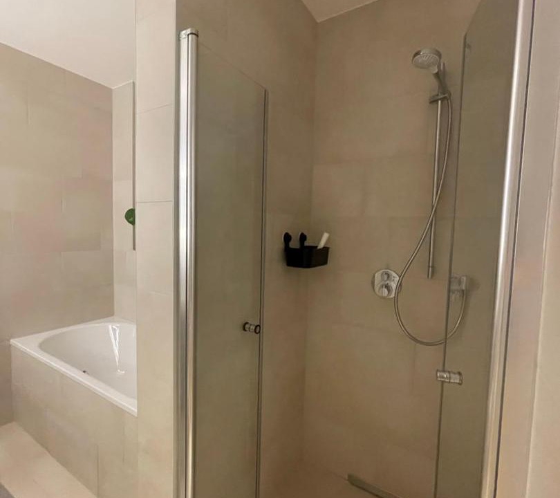 Photo of Bathroom in Schoenefeld
