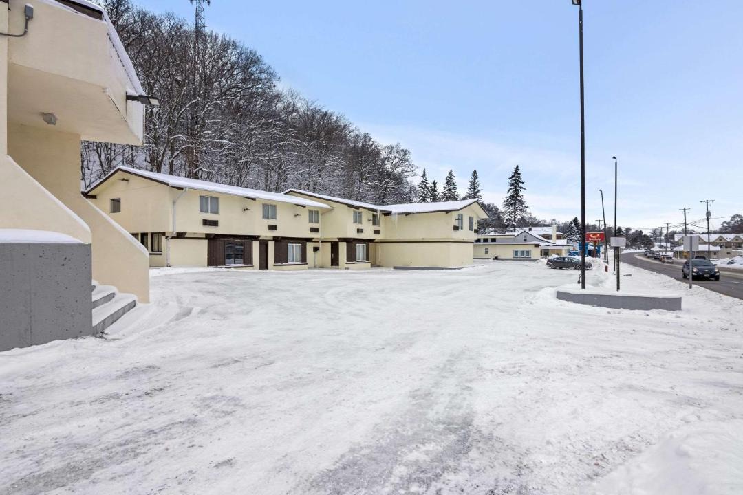 Photo of Others in Manistee