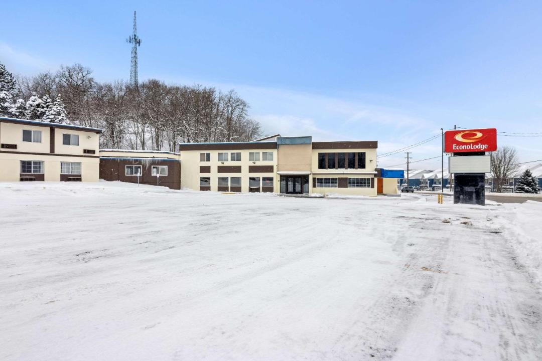 Photo of Others in Manistee