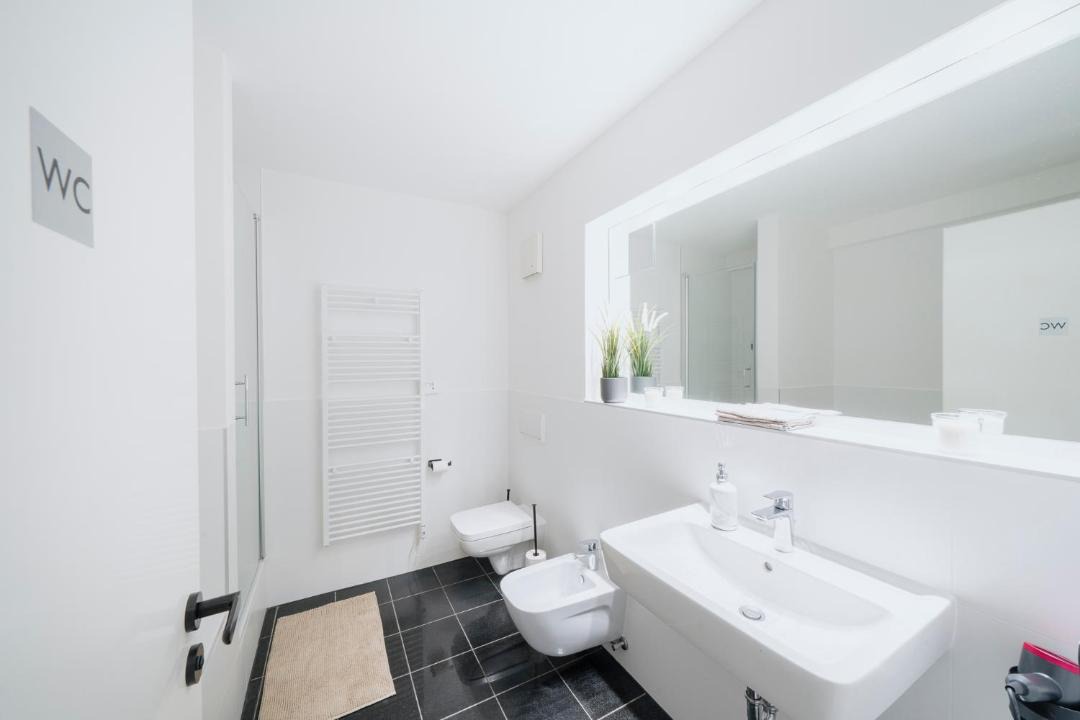 Photo of Bathroom in West Berlin Centre