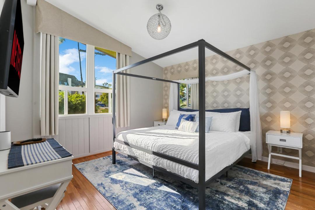 Photo of Bedroom in Belmont Shore