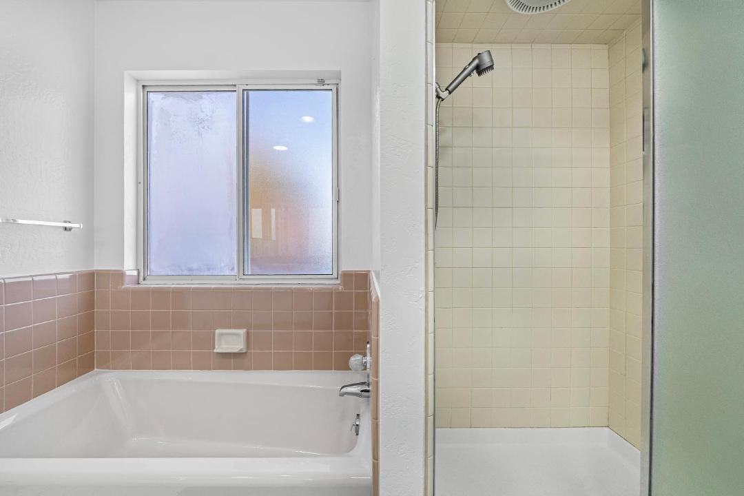 Photo of Bathroom in Avalon