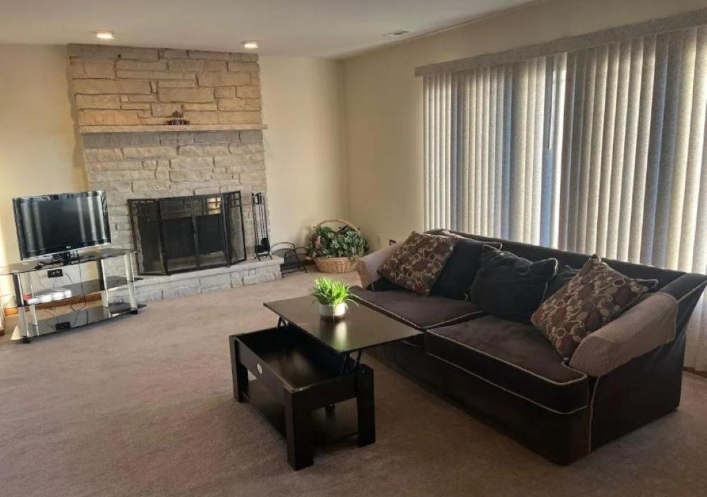 Photo of Livingroom in Niles