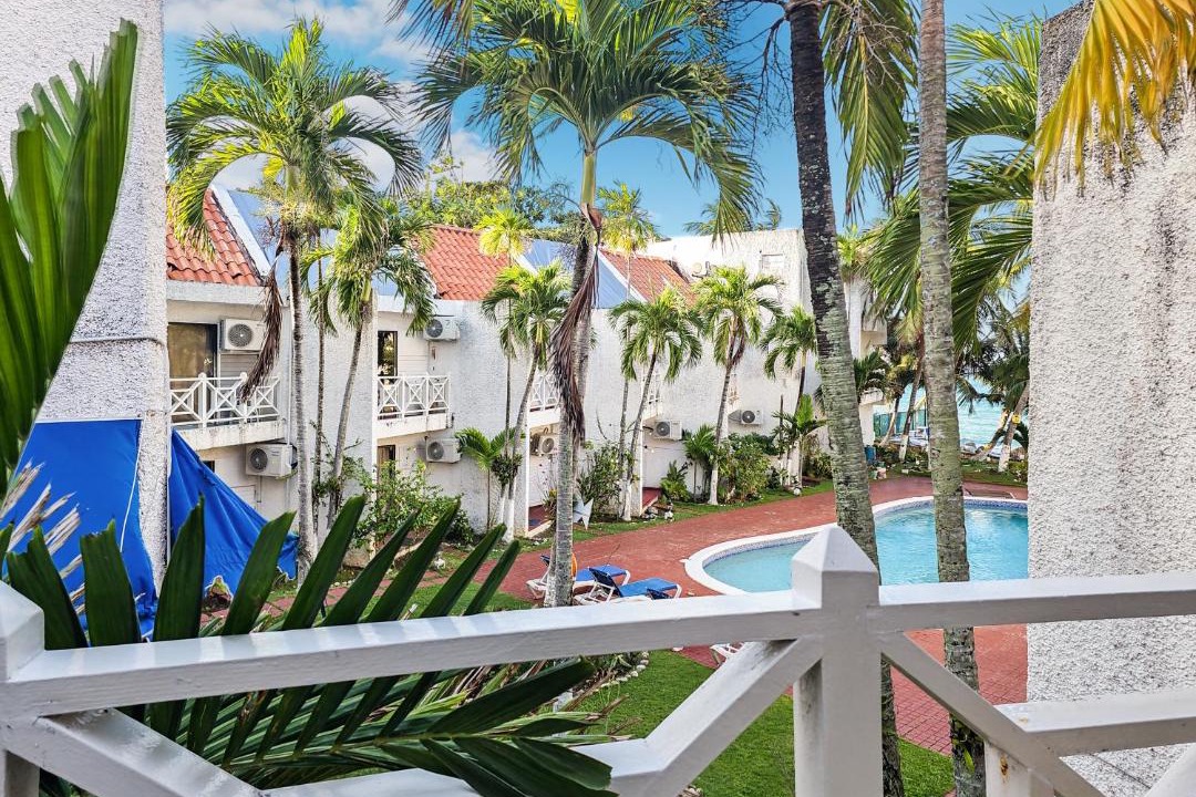Photo of Patio Balcony in Tower Isle